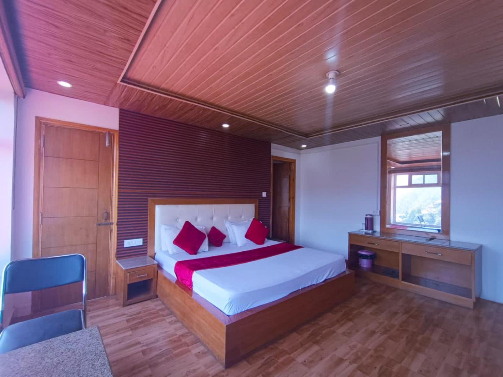 Hotel Snow Ark Inn, Далхаузи Экстерьер фото